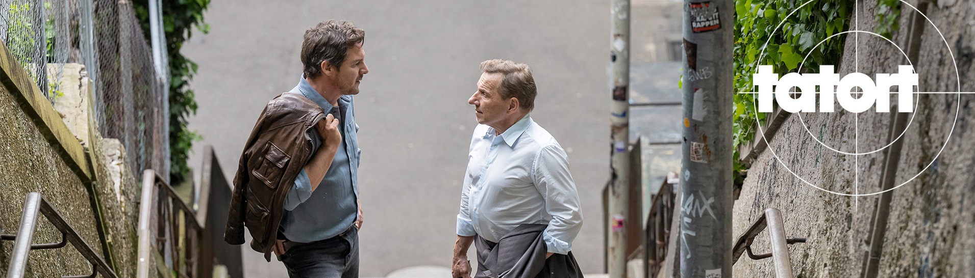 Tatort „Vergebung“ Stuttgart: Lannert und Bootz stehen sich auf einem Stuttgarter Stäffele gegenüber. (Foto: ard-foto s2-intern/extern, SWR / Patricia Neligan)