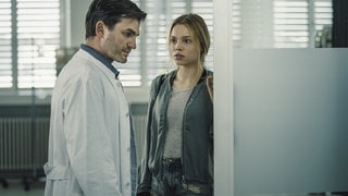 Szenenbild Tatort „Lass den Mond am Himmel stehn“ (Foto: ard-foto s2-intern/extern, Bavaria Fiction GmbH/BR/Hendrik Heiden) Szenenbild Tatort „Lass den Mond am Himmel stehn“