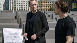 Szenenbilder aus Tatort – Ein paar Worte nach Mitternacht (Foto: ard-foto s1, rbb/Stefan Erhard) Szenenbilder aus Tatort – Ein paar Worte nach Mitternacht