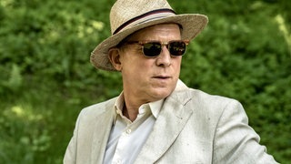 Szenenbilder aus dem Tatort „Die Ferien des Monsieur Murot“ (Foto: ard-foto s2-intern/extern, HR / Bettina Müller) Szenenbilder aus dem Tatort „Die Ferien des Monsieur Murot“