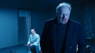 Szenenbild aus dem Tatort „Borowski und die Angst der weißen Männer“ (Foto: ard-foto s2-intern/extern, NDR / CHristine Schroeder) Szenenbild aus dem Tatort „Borowski und die Angst der weißen Männer“