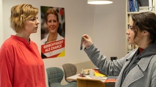 Szenenbilder aus dem Tatort „Borowski und die Angst der weißen Männer“ (Foto: ard-foto s2-intern/extern, NDR / Christine Schroeder) Szenenbilder aus dem Tatort „Borowski und die Angst der weißen Männer“