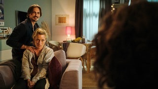 Szenenbild aus Tatort „Der böse König“ (Foto: ard-foto s2-intern/extern, SWR/Benoit Linder) Szenenbild aus Tatort „Der böse König“