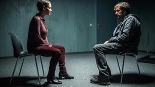 Bildergalerie Tatort: Zwei Leben (Foto: ARD Degeto/SRF/Daniel Winkler) Bildergalerie Tatort: Zwei Leben