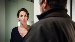 Bildergalerie Tatort: Zwei Leben (Foto: ARD Degeto/SRF/Daniel Winkler) Bildergalerie Tatort: Zwei Leben
