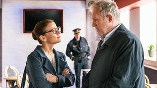 Daniela Vopelka (Kristina Sprenger) ist beim Dezernat für organisierte Kriminalität tätig und unterstützt Moritz Eisner (Harald Krassnitzer). (Foto: © ARD Degeto/ORF/Superfilm/Klaus Pichler) Daniela Vopelka (Kristina Sprenger) ist beim Dezernat für organisierte Kriminalität tätig und unterstützt Moritz Eisner (Harald Krassnitzer).