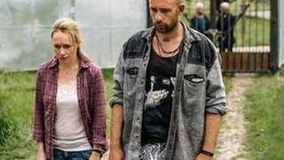 Lene (Anja Schneider) und Klaus (Simon Zagermann) (Foto: BR/Hendrik Heiden/Claussen+Putz Filmproduktion GmbH) Lene (Anja Schneider) und Klaus (Simon Zagermann)