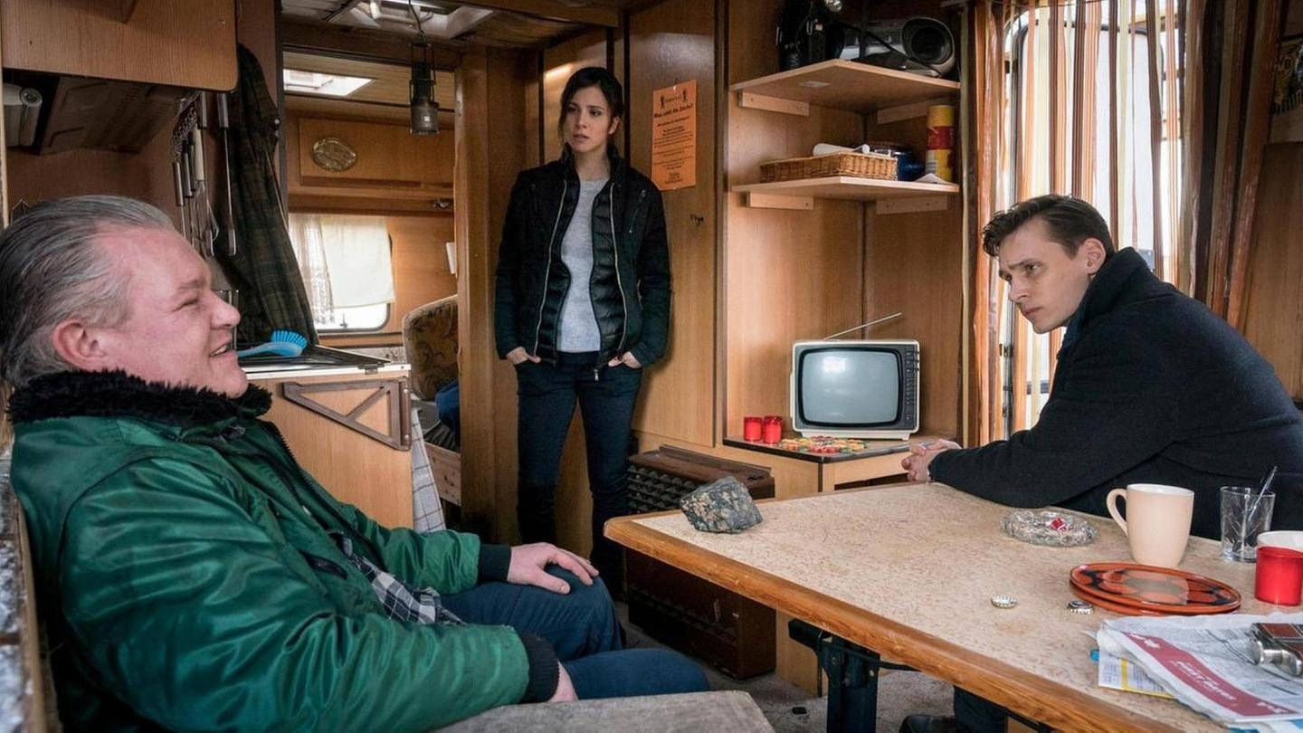 Im Tatort Zorn ermitteln die Kommissare in einem Wohnwagen (Foto: WDR)