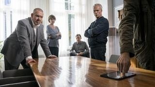 Szenenbilder aus Tatort - Familien (Foto: WDR/Thomas Kost) Szenenbilder aus Tatort - Familien