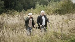 Die Kriminalhauptkommissare Ivo Batic und Franz Leitmayr haben eine Vermutung, wohin der Täter geflohen sein könnte und verfolgen ihn. (Foto: Bayerischer Rundfunk / XFilme/Hagen Keller) Die Kriminalhauptkommissare Ivo Batic und Franz Leitmayr haben eine Vermutung, wohin der Täter geflohen sein könnte und verfolgen ihn.