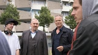 Szenenbilder aus „Kartenhaus“ (Foto: WDR / Thomas Kost) Szenenbilder aus „Kartenhaus“