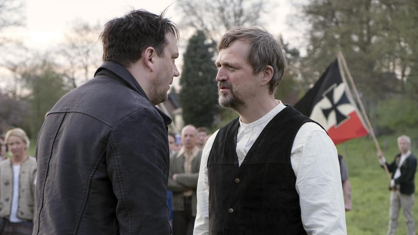 Bukow (Charly Hübner) und Erik Meissner (Patrick von Blume) (Foto: NDR/Christine Schroeder)