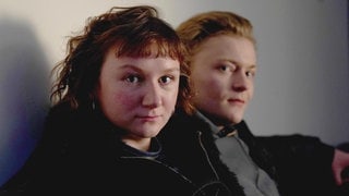 Tatort Berlin (14.11.2021): Meret Becker (Nina Rubin) und Mark Waschke (Robert Karow) als Ermittler-Duo, jetzt unterstützt von Tan Çağlar als Assistent Skander Demirel