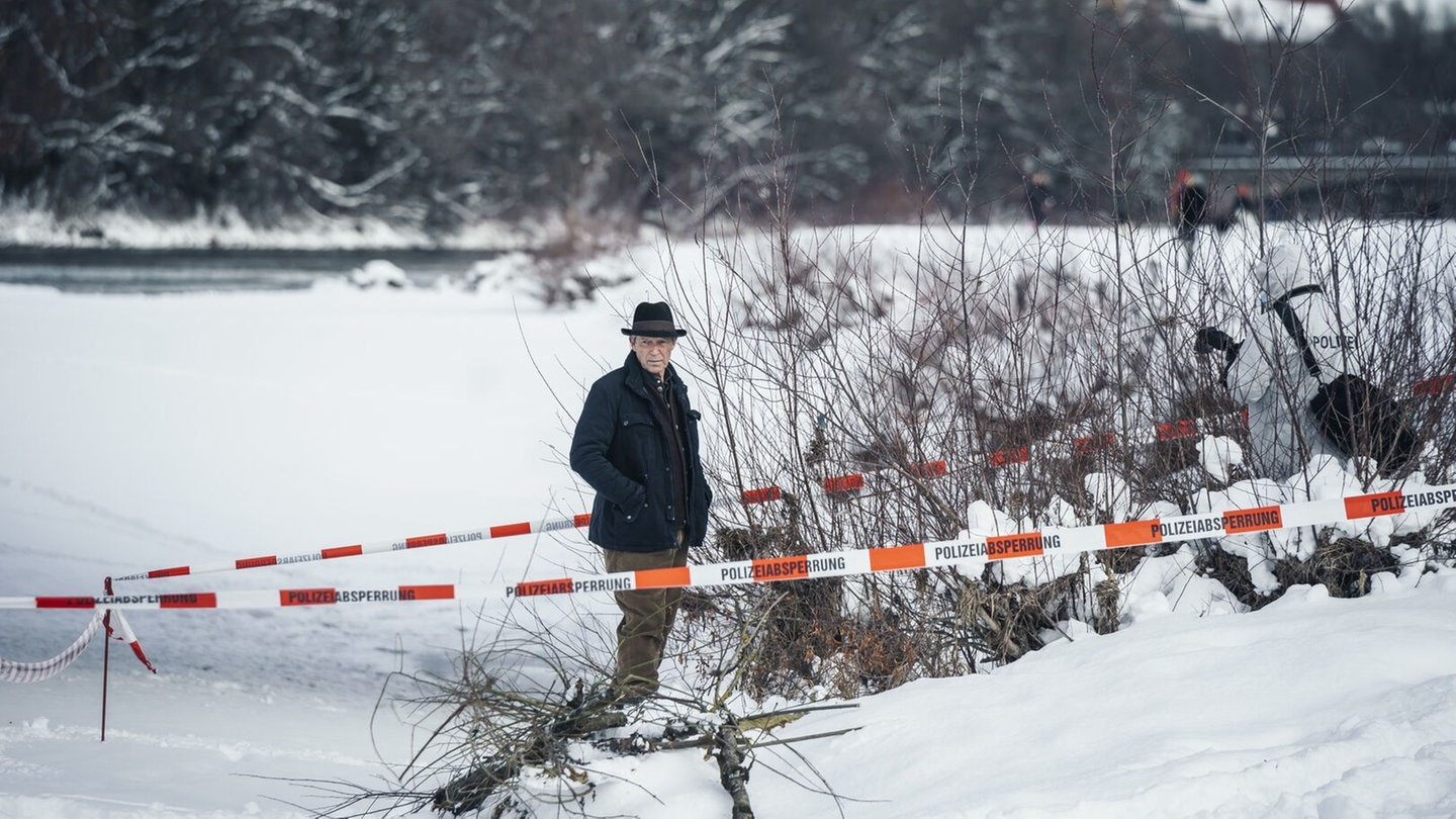 Polizeiruf-Kritk: „Bis Mitternacht“ (Foto: ard-foto s1, BR/Provobis Gesellschaft für Film und Fernsehen/Hendrik Heiden)