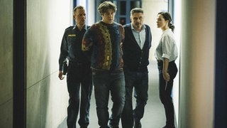 Polizeiruf-Kritk: „Bis Mitternacht“ (Foto: ard-foto s1, BR/Provobis Gesellschaft für Film und Fernsehen/Hendrik Heiden) Polizeiruf-Kritk: „Bis Mitternacht“