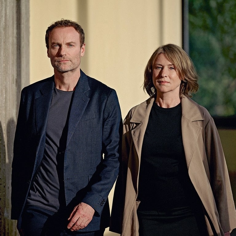 Susanne Bonard (Corinna Harfouch, rechts) Karow (Mark Waschke, links)  (Foto: ard-foto s1)