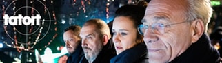 Tatort-Kritik aus Köln „Des anderen Last“: Alle Kommissare stehen nebeinander auf einem Weihnachtsmarkt.