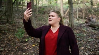 Polizeiruf-Kritik „Schweine“ aus Frankfurt Oder: Luschke ohne Handyempfang in einem Wald
