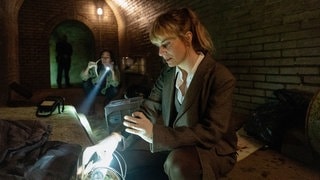Szene aus dem Tatort „Rapunzel“ aus Zürich mit Grandjean und Ott (Foto: ard-foto s3, SRF/Sava Hlavacek) Szene aus dem Tatort „Rapunzel“ aus Zürich mit Grandjean und Ott