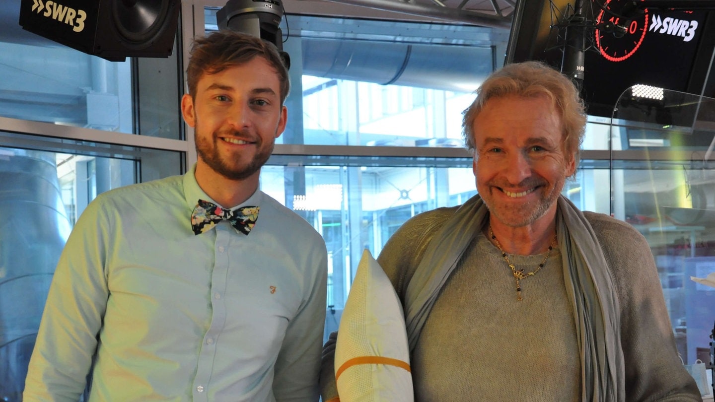 Constantin Zöller und Thomas Gottschalk zum letzten Mal bei der gemeinsamen Show im SWR3-Studio. (Foto: SWR3)