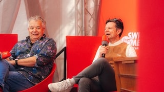 Wirby und Zeus auf der Livebühne des Comedy Festivals (Foto: SWR3, Adrian Walter) Wirby und Zeus auf der Livebühne des Comedy Festivals