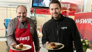 SWR3 Grillen mit Johann Lafer und Johannes Strate am 11. April 2021 (Foto: SWR3, Björn Pados) SWR3 Grillen mit Johann Lafer und Johannes Strate am 11. April 2021