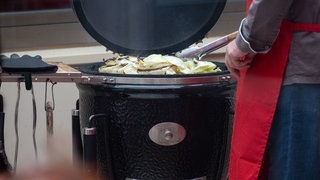 SWR3 Grillen mit Johann Lafer und Johannes Strate am 11. April 2021 (Foto: SWR3, Björn Pados) SWR3 Grillen mit Johann Lafer und Johannes Strate am 11. April 2021