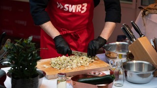 SWR3 Grillen mit Johann Lafer und Johannes Strate am 11. April 2021 (Foto: SWR3, Björn Pados) SWR3 Grillen mit Johann Lafer und Johannes Strate am 11. April 2021