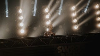 Alle Farben beim SWR3 New Pop Festival 2024. (Foto: SWR3, Ronny Zimmermann) Alle Farben beim SWR3 New Pop Festival 2024.